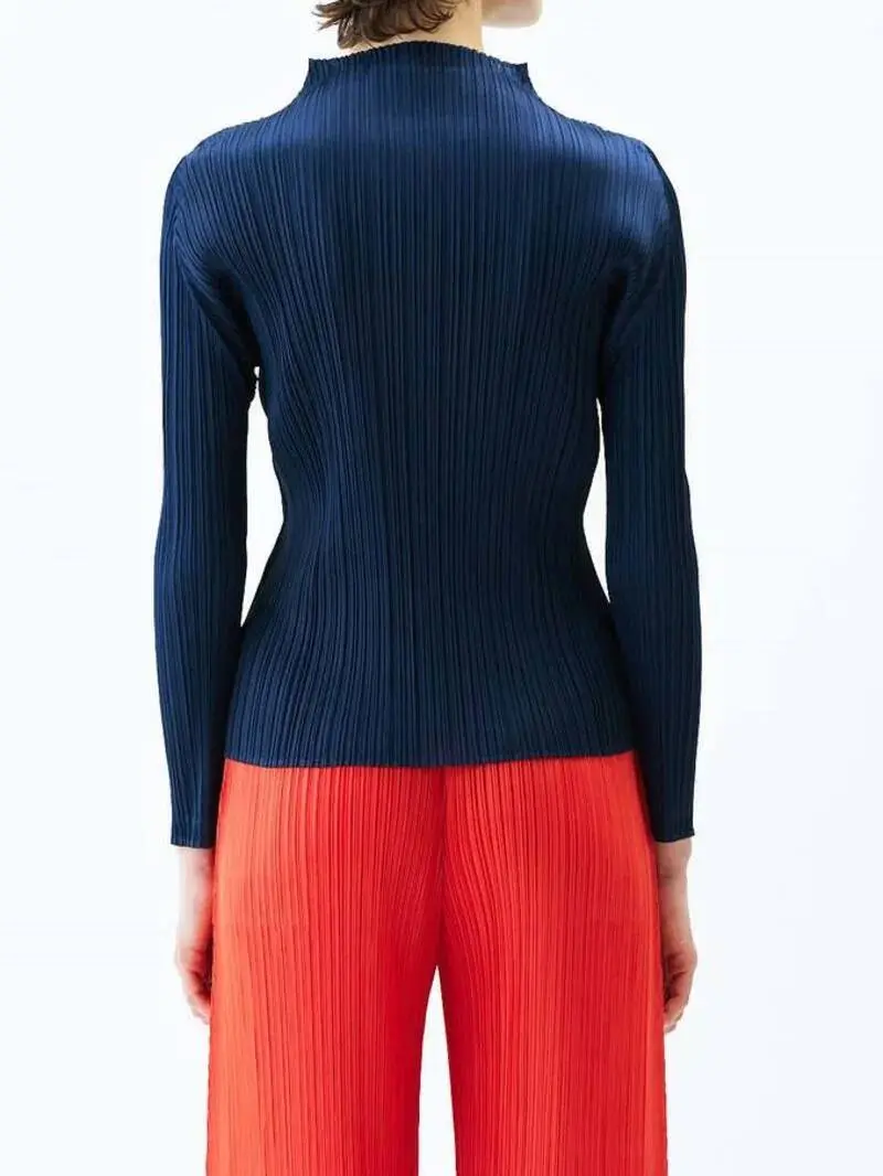 LANMREM 2025 New Long Sleeved Women's Pleated T-shirt Base Solid Color Stand Collar Slim Fit Long Pullover Tops Chic 2DB2996