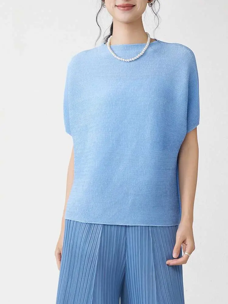 LANMREM High Quality Short Sleeved Pleasted T-shirt Summer 2025 New Loose Pleated Top Casual Stand Collar Chic Green Tee 2DB2480