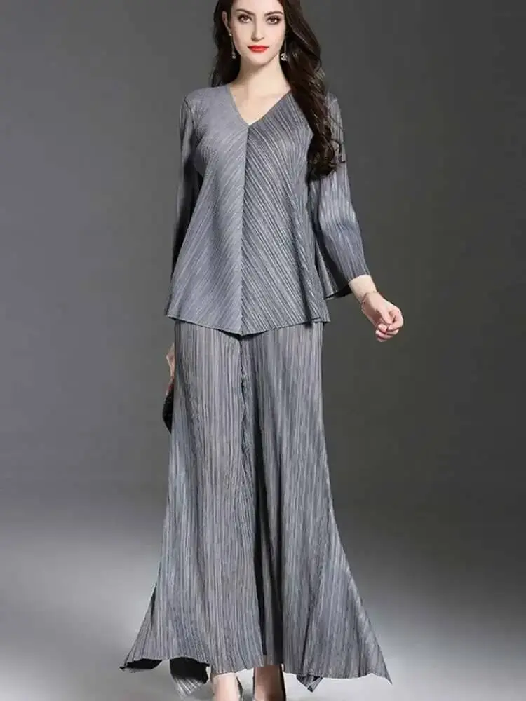 LANMREM Two Pieces Sets for Women V-neck Solid Color Pleated Elastic Waist Casual Pants Suits Female New 2025 Spring 2J918