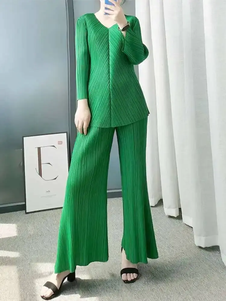 LANMREM Two Pieces Sets for Women V-neck Solid Color Pleated Elastic Waist Casual Pants Suits Female New 2025 Spring 2J918