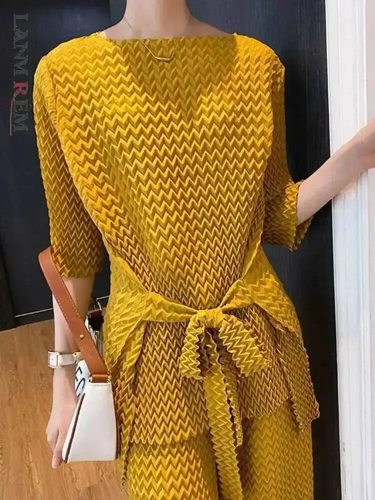 324