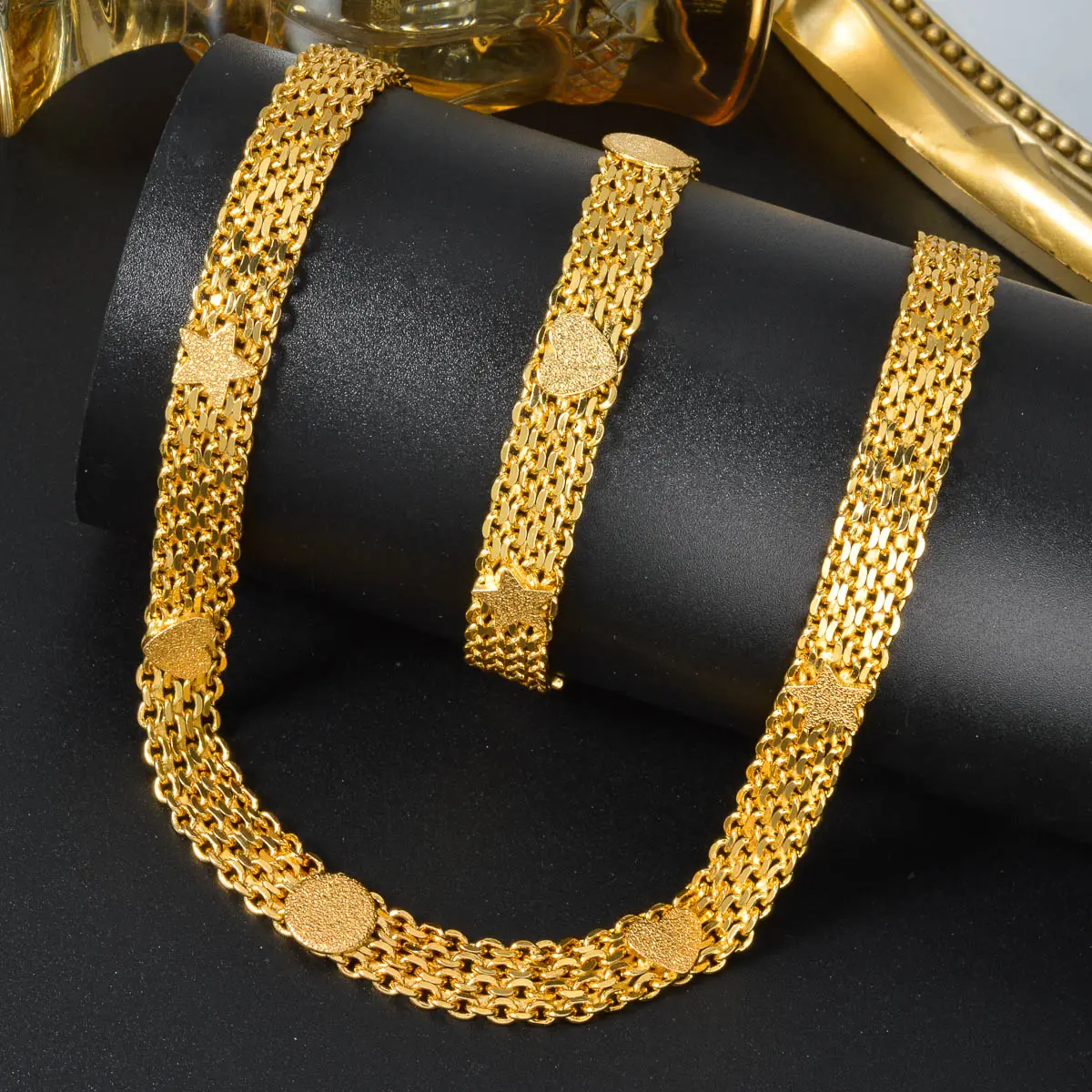 Luxury Gold Plated Brass Jewelry Set for Women Dubai Style Necklace Bracelet Minimalist Wedding Gift Party Fashion Accessories