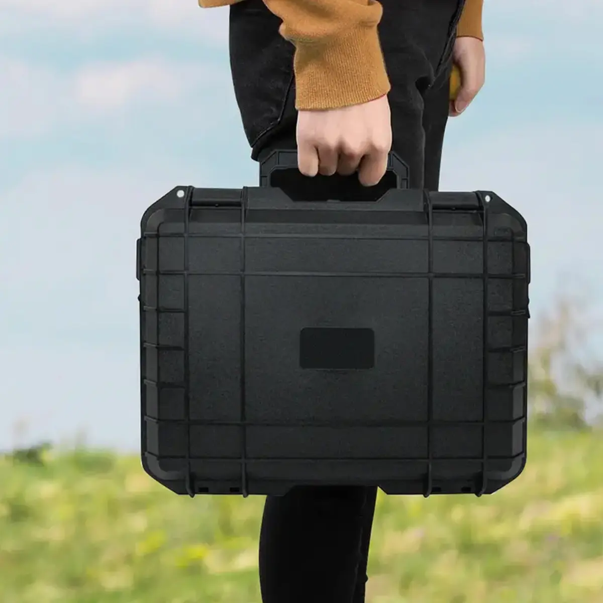 Black durable hard protective box, made of PP plastic, suitable for carrying cases for cameras, A-ZMT