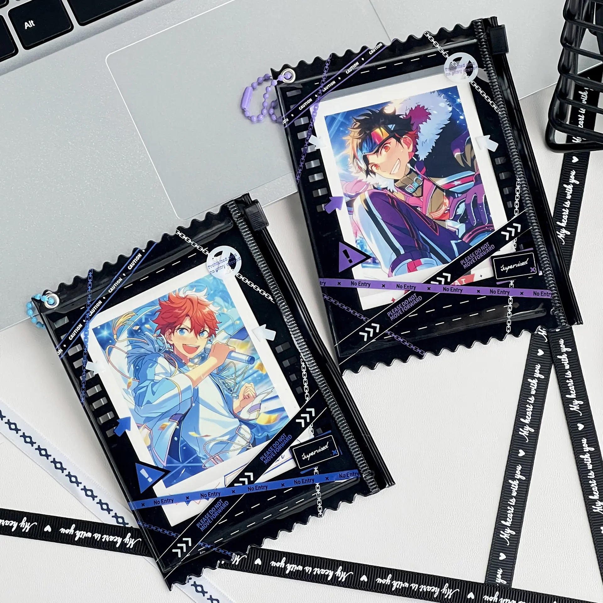Warning line zipper sleeve PVC protective sleeve pendant transparent storage display set 3 inch small card