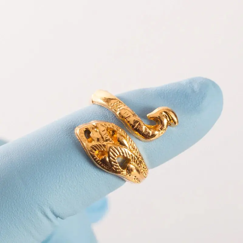 Adjustable Knitting Ring Crochet Hook, Open Finger Ring Lead Crochet Hook Accessories Knitting Thimble Vintage Open Peacock Ring