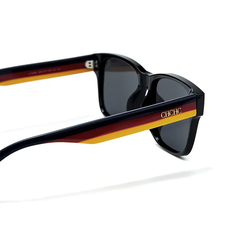 CH High-Quality Versatile Square Frame Casual Style Adult Sunglasses with a Premium Fashion Gradient Leg Style Sunglasses
