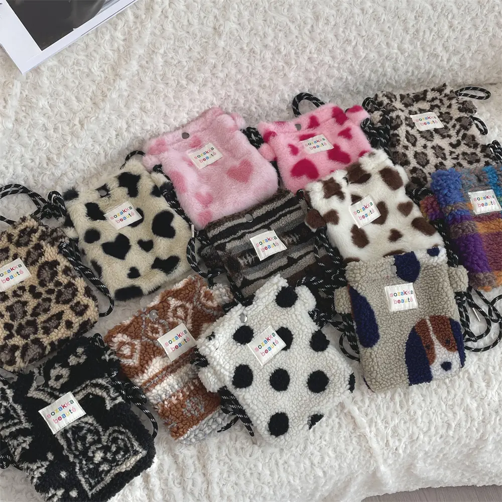 New Plush Dot Crossbody Bags for Women Cute Pink Shoulder Bag Purses and Handbags Portable Phone Pouch