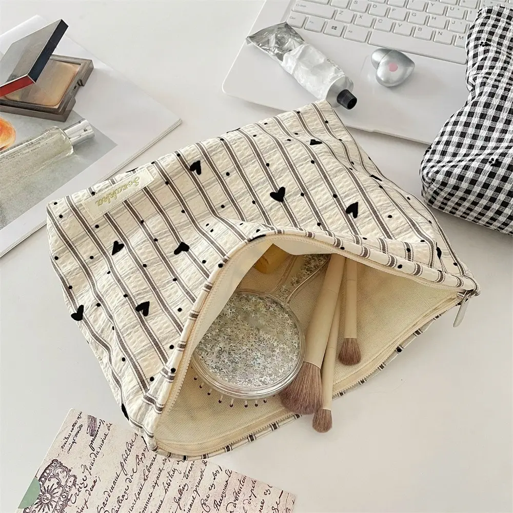 Plaid Striped Fashion Cosmetic Bag Portable Travel Toiletry Bag Women Large Capacity Zipper Make Up Organizer Makeup Storage Bag