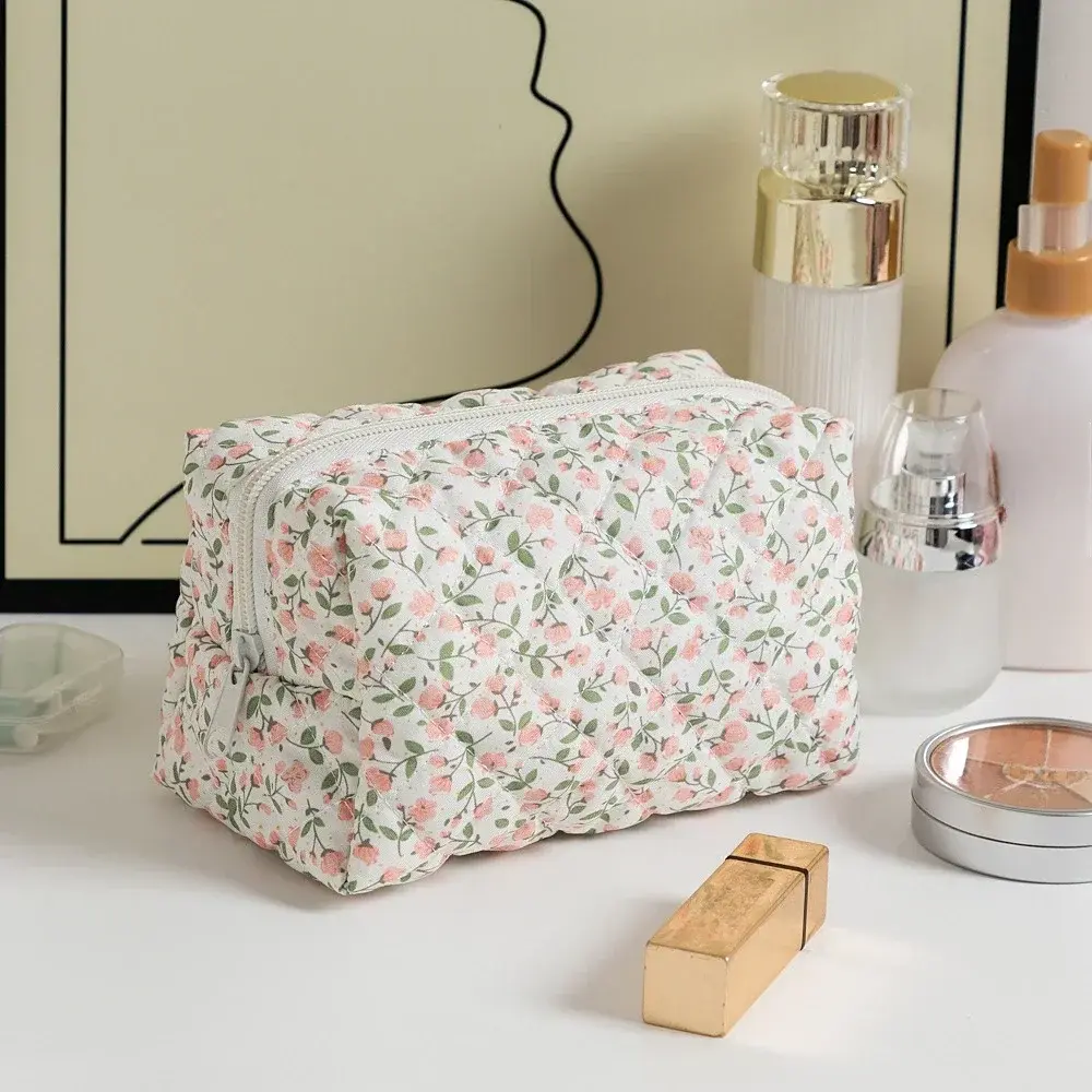 Large Capacity Women's Cosmetic Bags Cases Casual Ladies Small Storage Bag with Zipper Female Travel Clutch Bag Small Handbags