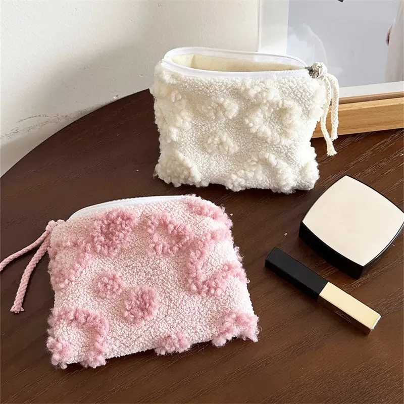 Small Cosmetic Make Up Bag Mini cute plush Organizer Bags for Women Lipstick Makeup Case Children Cute Purse Coin Pouch Case