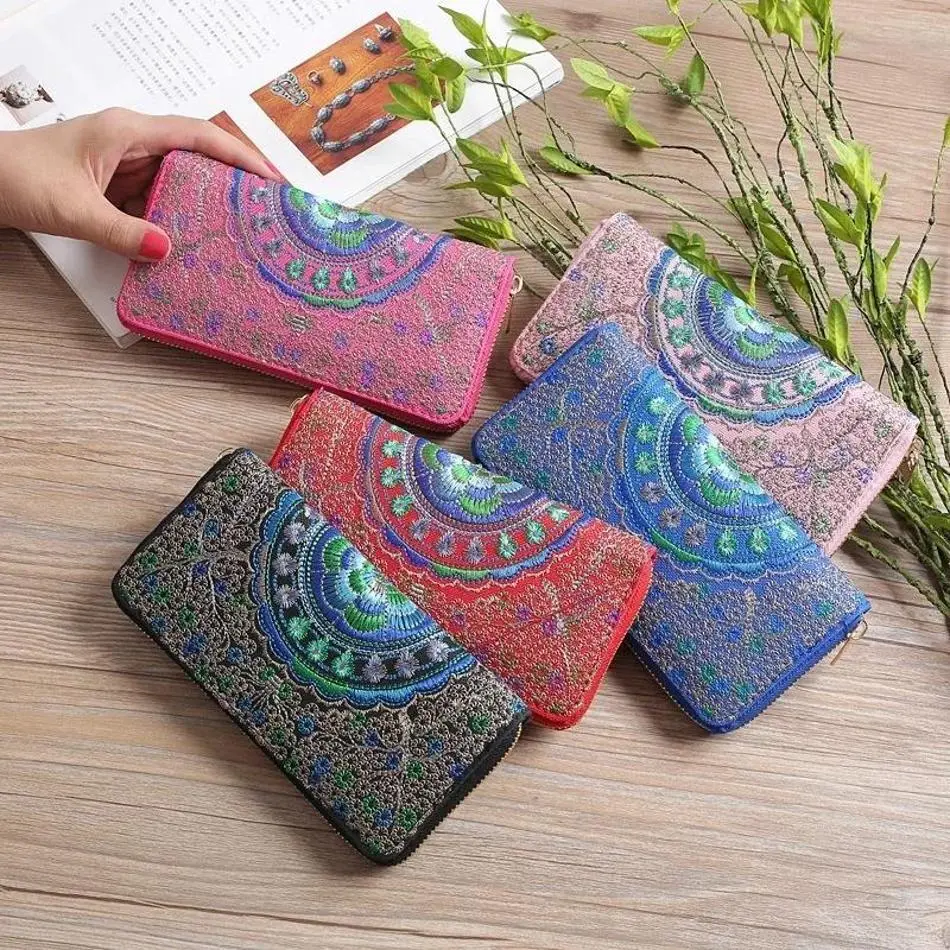 New Ladies Retro Embroidered Wallet Ethnic Style Hand Carry Single Pull Fabric Bag Clutch Double Sided Embroidery Women's Wallet