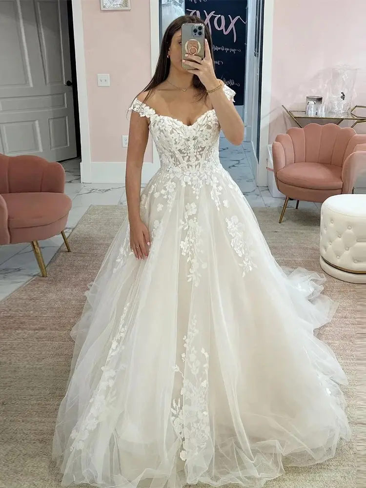 Modest Sweetheart Wedding Dresses For  Bride Off the Shoulder Appliques Backless Lace A-line Bridal Gown Robe De Mariée