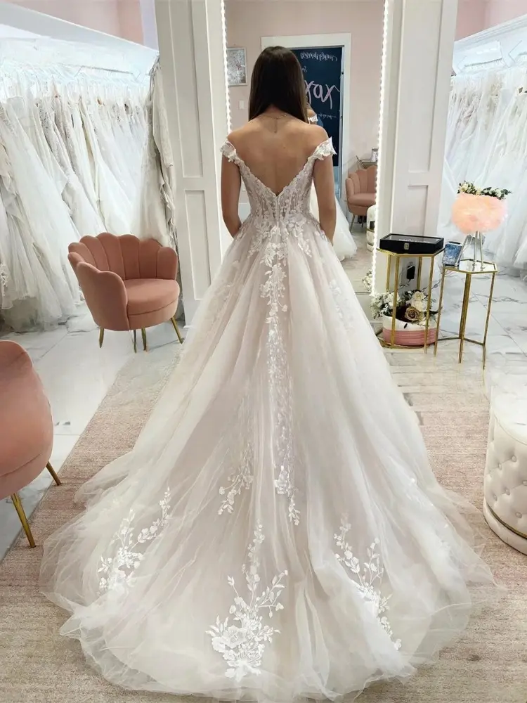 Modest Sweetheart Wedding Dresses For  Bride Off the Shoulder Appliques Backless Lace A-line Bridal Gown Robe De Mariée