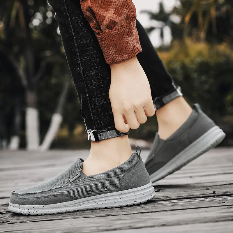 Brand Men's Shoes Canvas Breathable Casual Shoes Men Sneakers Flat Light Outdoor Walking Shoes Zapatillas Hombre Plus Size 39-47