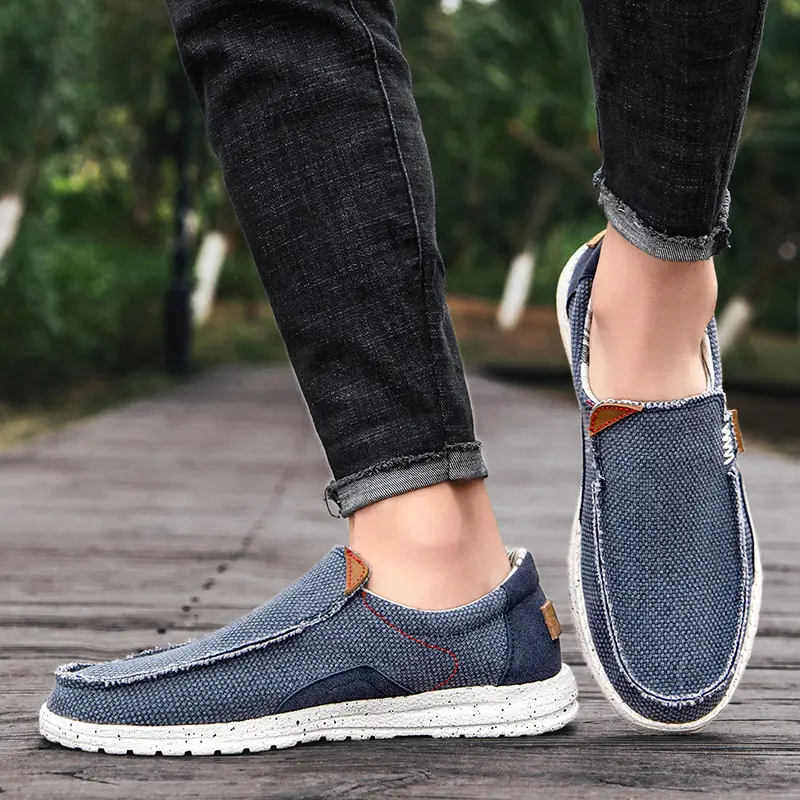 New Men's Vulcanize Shoes Fashion Canvas Shoes Men Breathable Casual Flats Shoes Outdoor Male Sneakers Loafers Zapatos Hombre