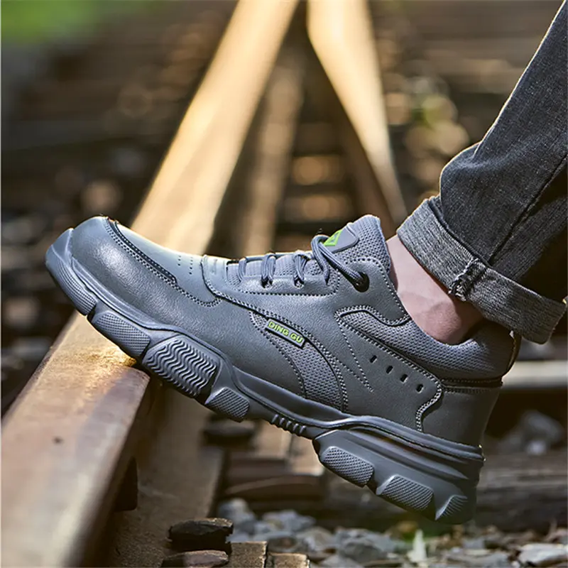 Fashion Safety Shoes Sport Men Protective Shoes Anti-smash Anti-puncture Work Boots Steel Toe Shoes Breathable Men Work Shoes