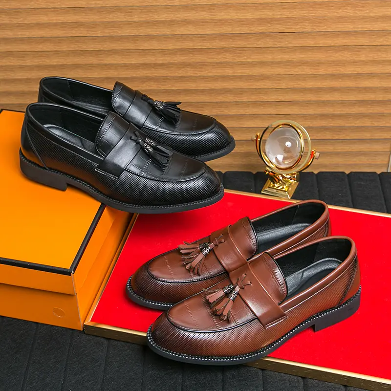 Men's Loafers Luxury Brand Leather Dress Shoes Breathable Slip-On Solid Formal Casual Shoes Handmade Designer Men Shoes Mocassin