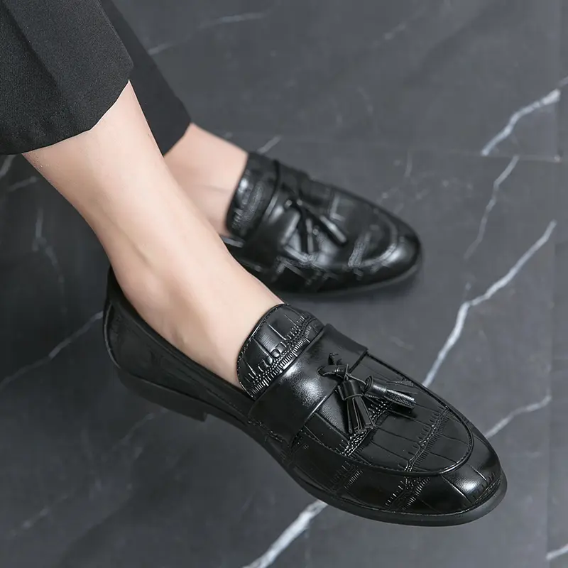 Leather Shoes Casual Business Shoes for Men Dress Tenis De Hombre Moccasins Mokasin Tenis Caballero Designer sneakers