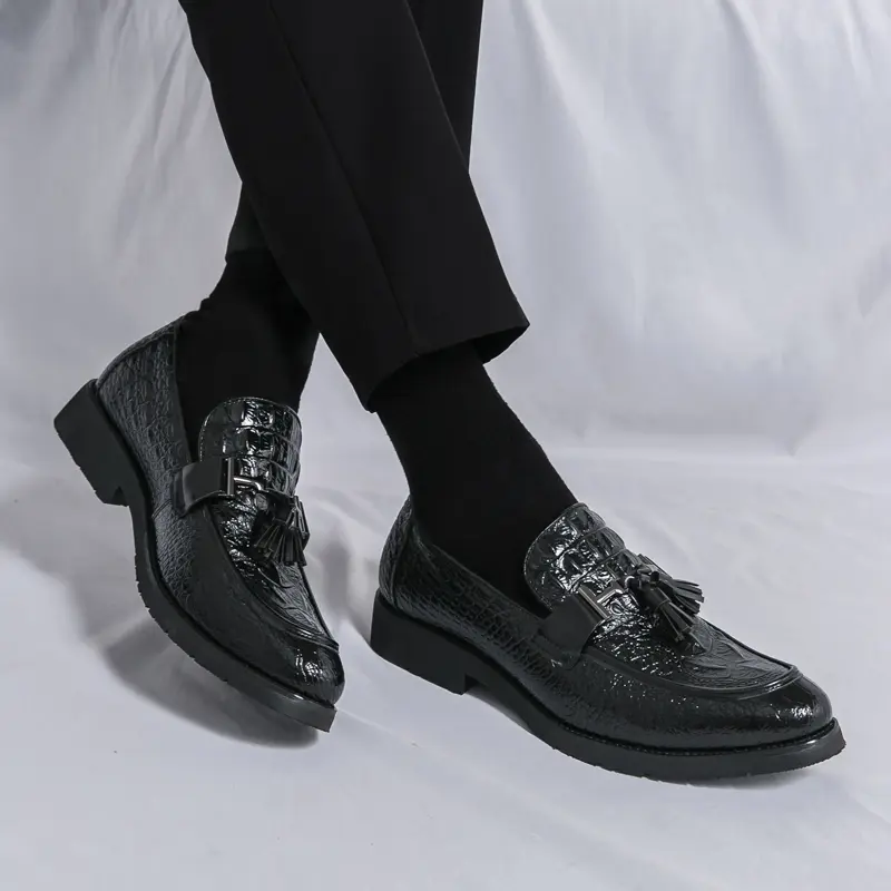 Leather Shoes Casual Business Shoes for Men Dress Tenis De Hombre Moccasins Mokasin Tenis Caballero Designer sneakers