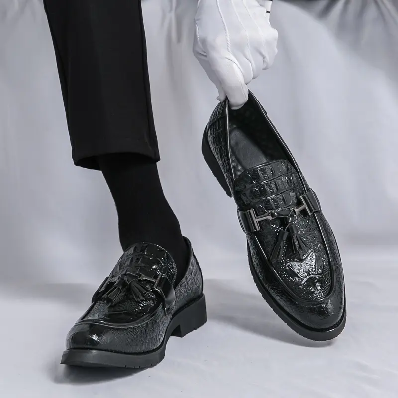 Leather Shoes Casual Business Shoes for Men Dress Tenis De Hombre Moccasins Mokasin Tenis Caballero Designer sneakers