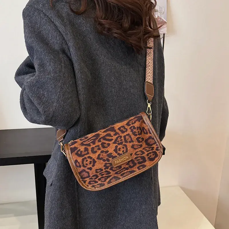 Leopard Print Small Messenger Bags for Women Vintage Pillow Shoulder Bag Ladies Faux Suede Crossbody Handbag Female Clutch Purse