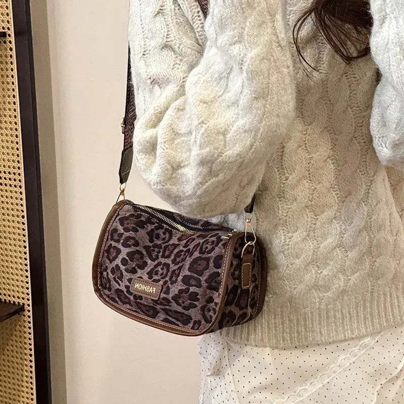 Leopard Print Small Messenger Bags for Women Vintage Pillow Shoulder Bag Ladies Faux Suede Crossbody Handbag Female Clutch Purse