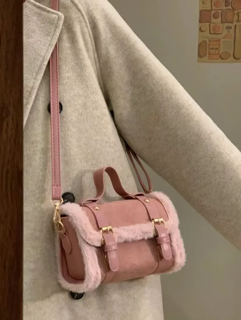 Faux Fur Soft Plush Crossbody Bags for Women Retro Pink Ladies Purses and Handbags Winter Fashion Female Simple Shoulder Bags
