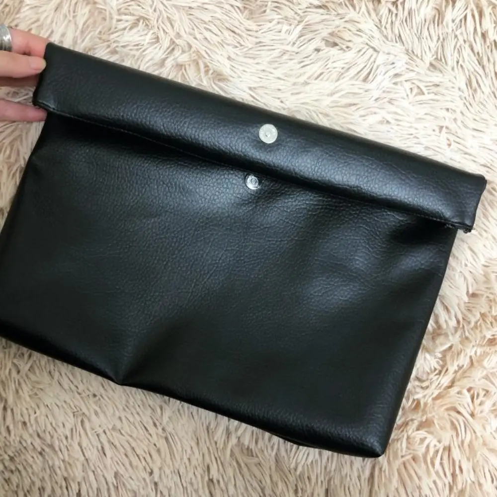 Black Edge Curl Clutch Bags for Women Casual PU Leather Handbags and Purses Designer Bag 2025 NEW Lichee Pattern Pouch Female
