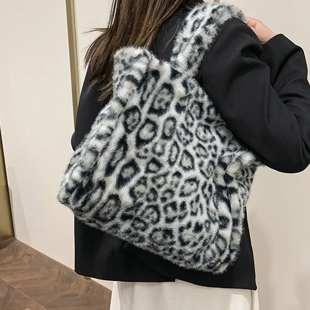 Winter Leopard Plush Shoulder Bag Fluffy Faux Fur Bags for Women Large Animal Printed Handbags and Purses Designer Shopper Tote