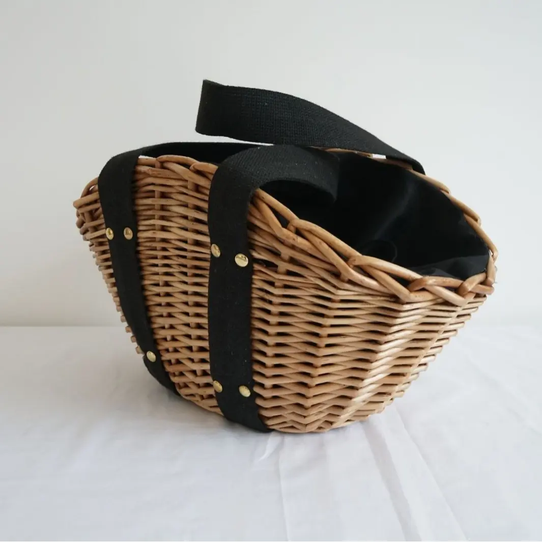 Handmade Wicker Rattan Bags for Women Handbag Summer Woven Straw Beach Bag Fashion Fruit Picnic Basket Bag Female Clutch Purse