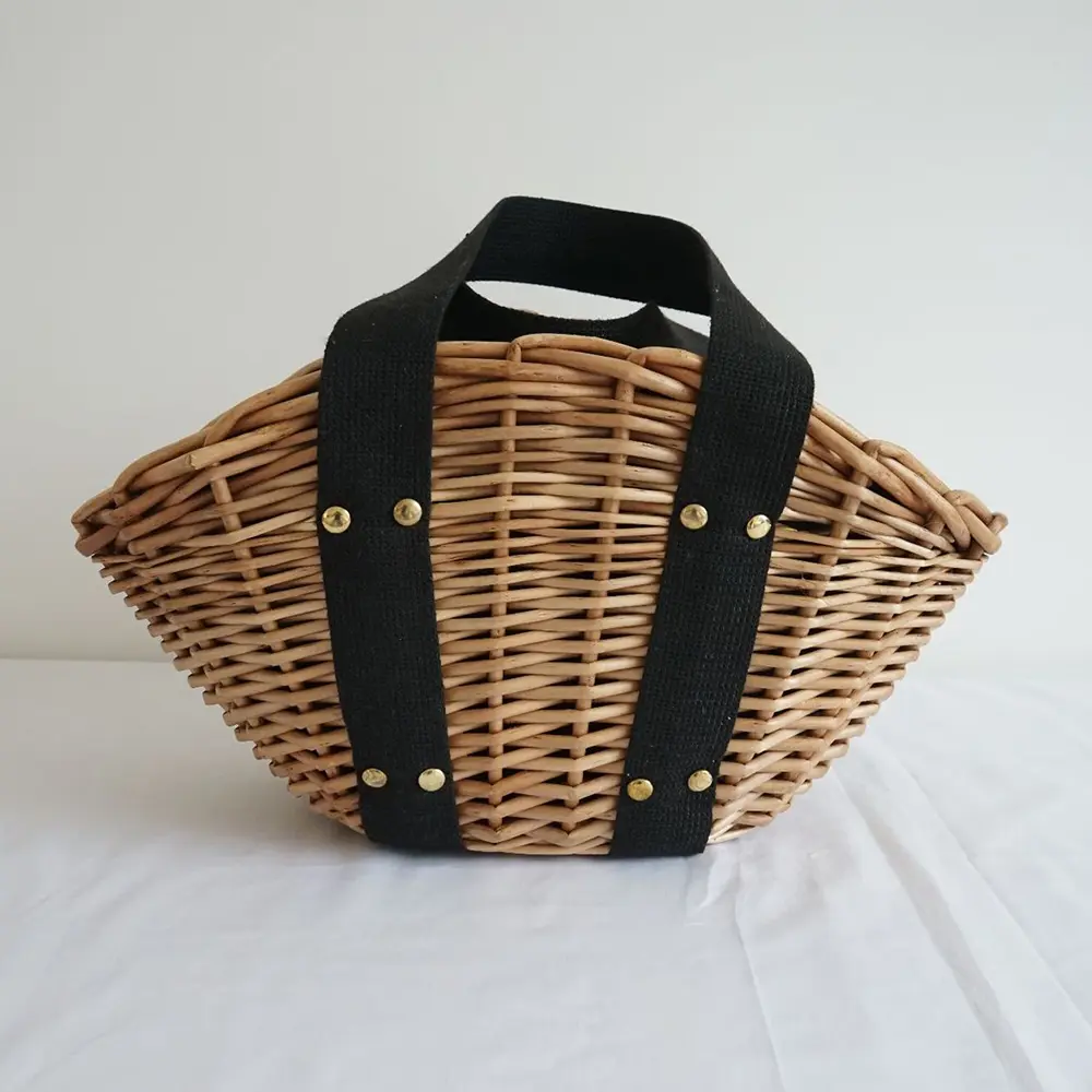 Handmade Wicker Rattan Bags for Women Handbag Summer Woven Straw Beach Bag Fashion Fruit Picnic Basket Bag Female Clutch Purse