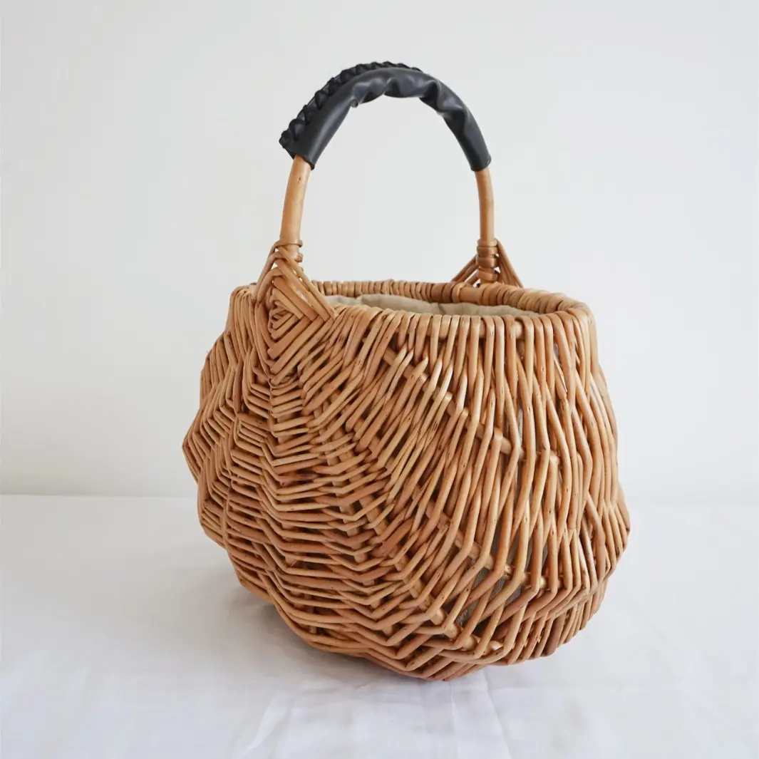 Summer Wicker Woven Basket Bag Handmade Travel Straw Rattan Bags for Women Handbag Vacation Fruit Picnic Basket Clutch Purses