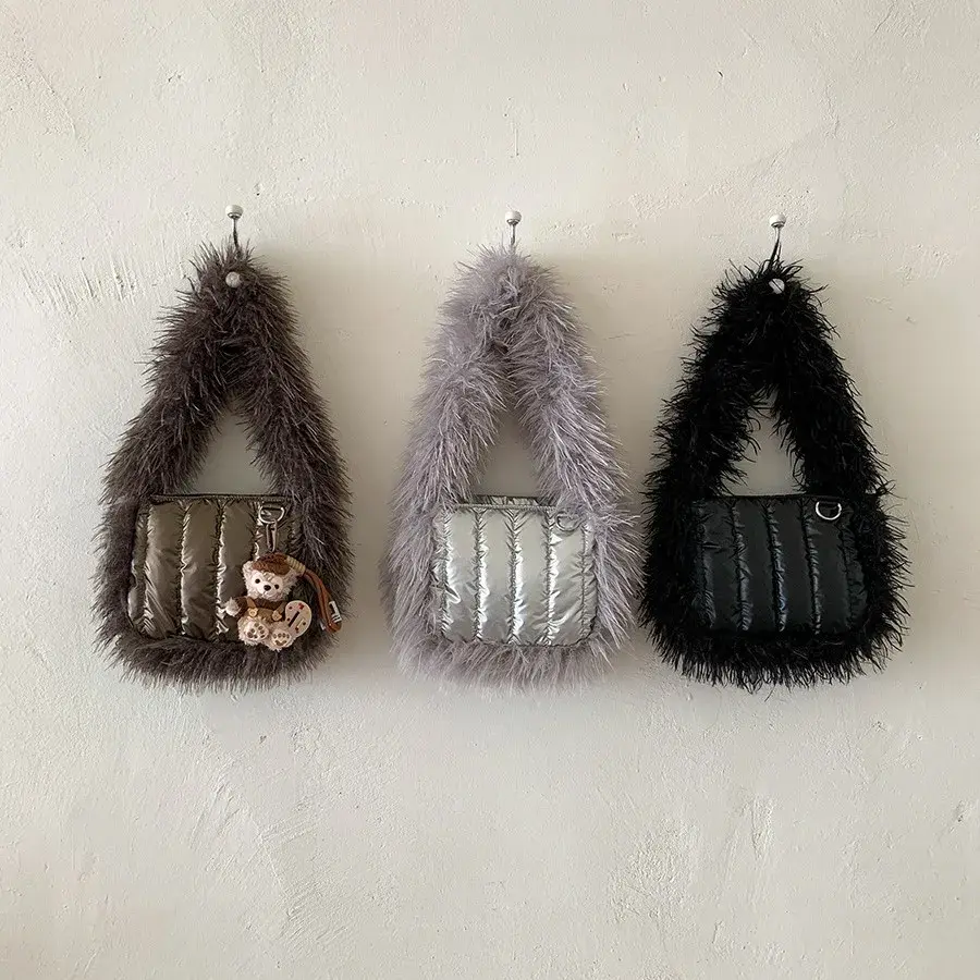 Fluffy Fur Strap Shoulder Bag Nylon Quilted Handbag Designer Bags for Women Cotton Padded Tote Phone Flap Space Down Purses New