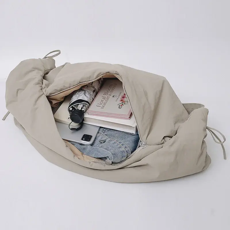 Half Moon Hobos Tote Large Capacity Shoulder Bag Ruched Nylon Crossbody Bags for Women Designer Bags Handbag Croissant Cloud Bag