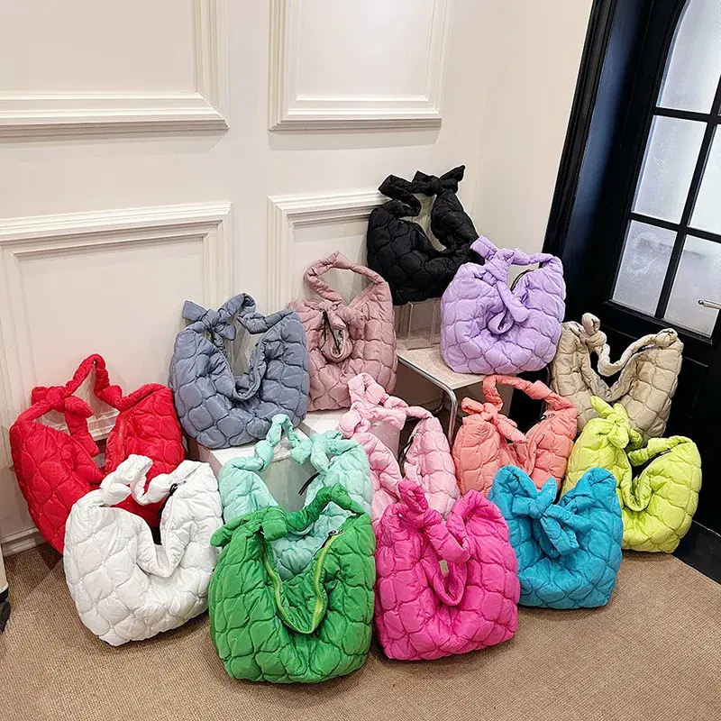 Large Capacity Quilted Women Shoulder Bag Nylon Cotton Padded Hobos Tote Bags for Women Candy Color Ruched Cloud Crossbody Bag