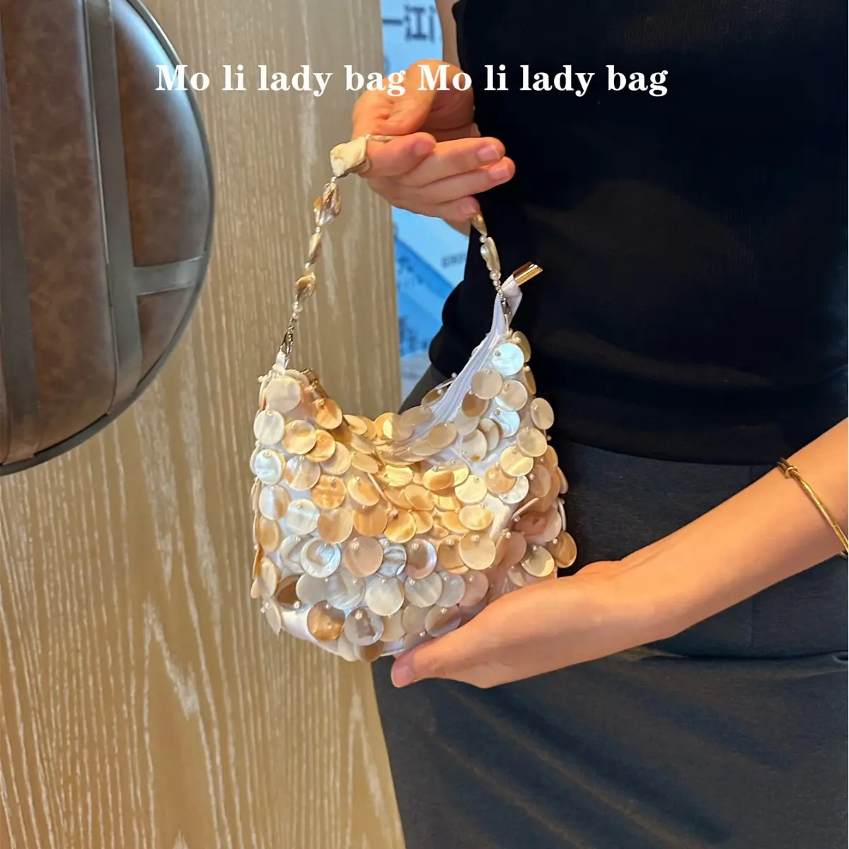 Luxury Shell Sequin Women Handbag Hand Sewn Beads Evening Bags for Women Fish Scales Design Party Wedding Clutch Shoulder Bag