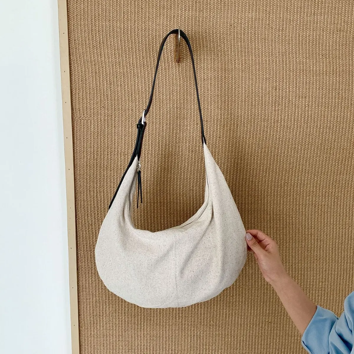 Casual Linen Hobo Cloud Bag Half Moon Canvas Shoulder Bag Soft Crescent Armpit Bags for Women Handbags Commuting Shopper Tote