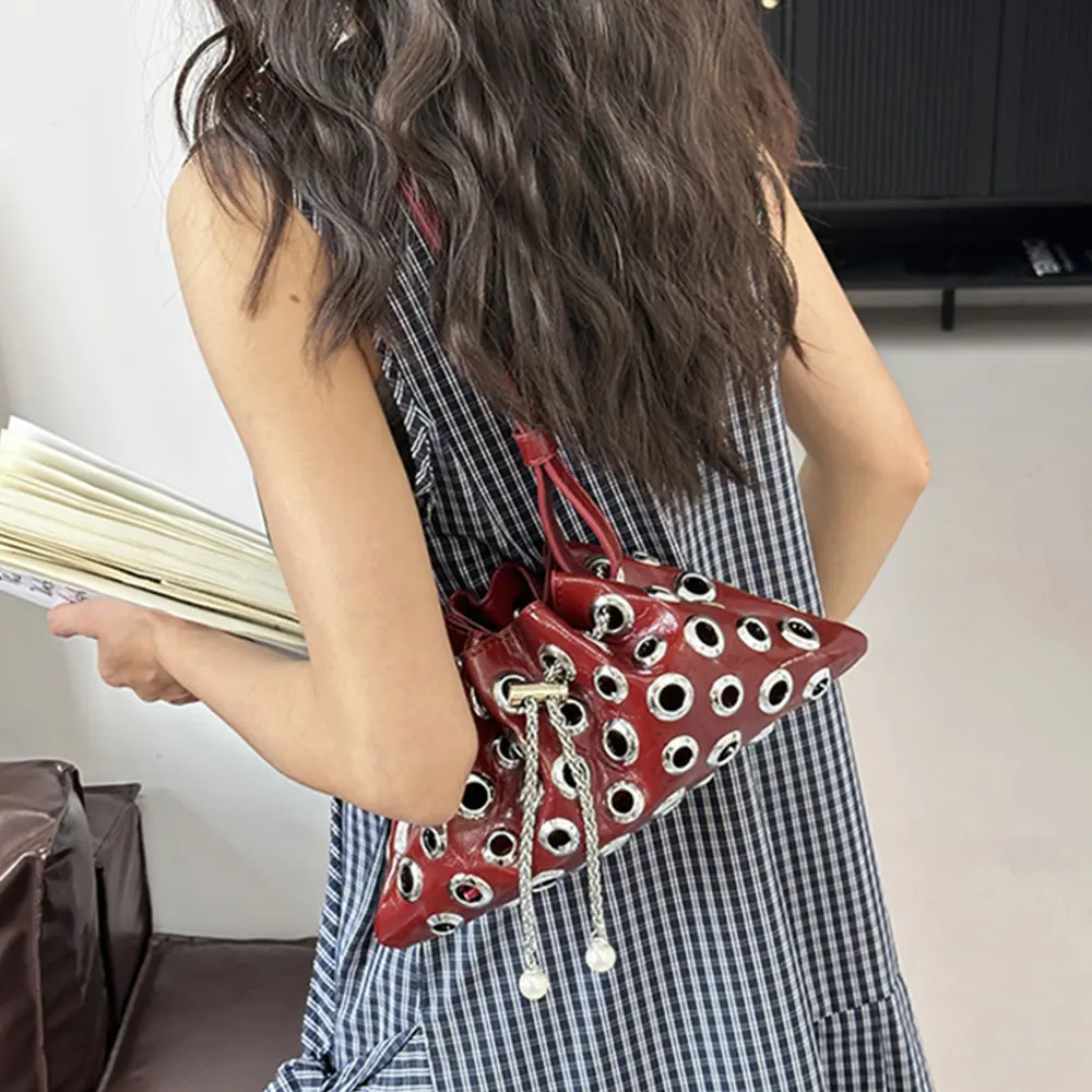 Luxury Hollow Rivet Shoulder Bag Punk Studded Drawstring Bags for Women Handbag Designer Bucket Bags PU Leather Crossbody Bag