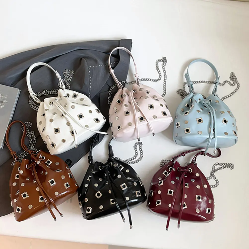 Fashion Rivet Bucket Bags for Women Handbag Hollow Studded Shoulder Crossbody Bag NEW Luxury PU Leather Clutch Ladies Purses