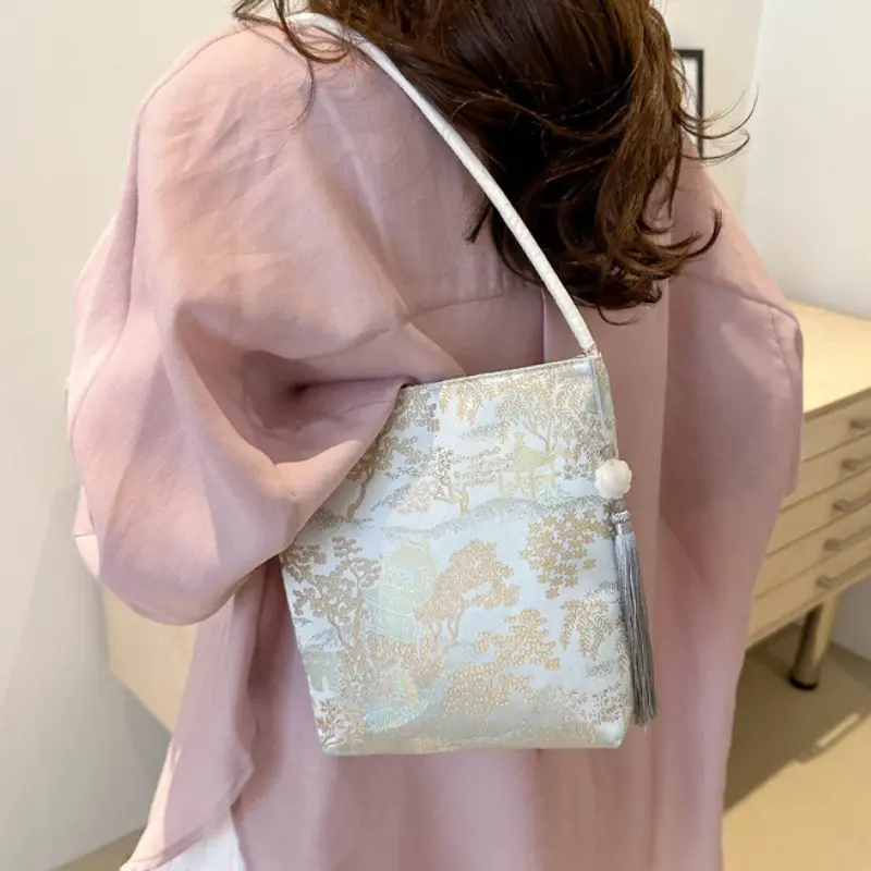 Fashionable Chinese Embroidery Shoulder Bag New Chinese Style Floral Tote Bag Hanfu Bucket Handbag Trendy Designer Travel Wallet