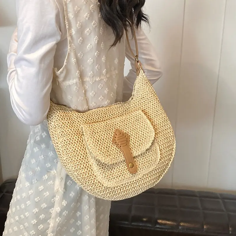 New Fashionable Straw Bag Shoulder Bag New Trendy Shoulder Crossbody Bags Women's Versatile Straw Saddle Bag Summer Clutch Purse
