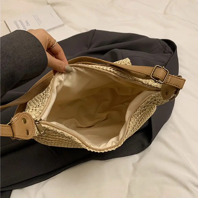 New Fashionable Straw Bag Shoulder Bag New Trendy Shoulder Crossbody Bags Women's Versatile Straw Saddle Bag Summer Clutch Purse