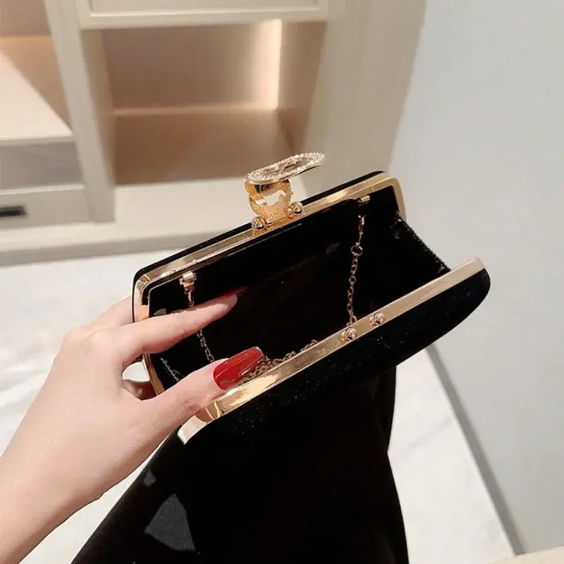 Ladies Autumn Winter Velvet Box Dinner Bag Sparkly Rhinestone Decoration Banquet Bag Clutch Evening Dress Bag Party Handbags