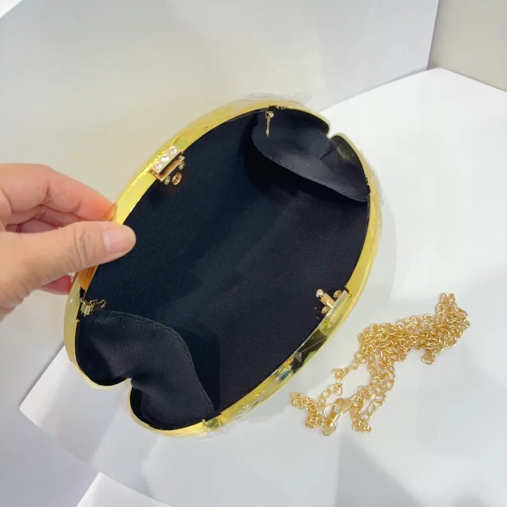 Shell Shape Golden Evening Clutch Purses For Women Acrylic Chain Shoulder Bags Wedding Dinner Party 2025 Luxury Designer Handbag