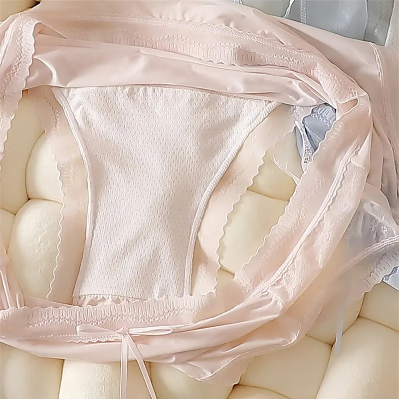 Underwear women sexy panties high-quality fabric sexy lingerie interor para mujeres light luxury Plus size No trace Briefs