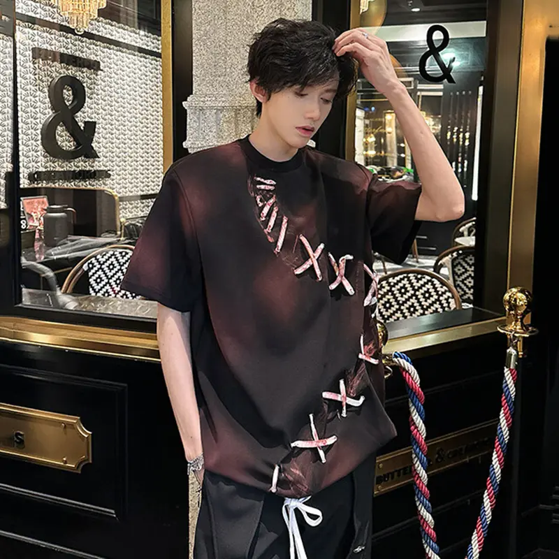 IEFB Shoulder Pads Men's T-shirts Round Neck Handmade Jet Drawing Lace-up Design Contrast Color Short Sleeve Male Tees 9W2387