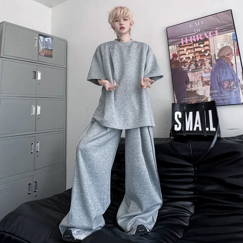 IEFB Men's Sets Round Neck Short Sleeved Loose Metal T-shirts Korean Style Solid Color Pleated Straight Leg Male Pants 9W2597
