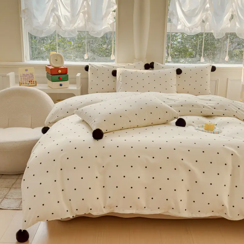 Simple Style Bedding Set Skin-friendly Bed Linen Set Girls Room Bedclothes Cute Duvet Cover Pillowcase with Bedsheet 침구세트