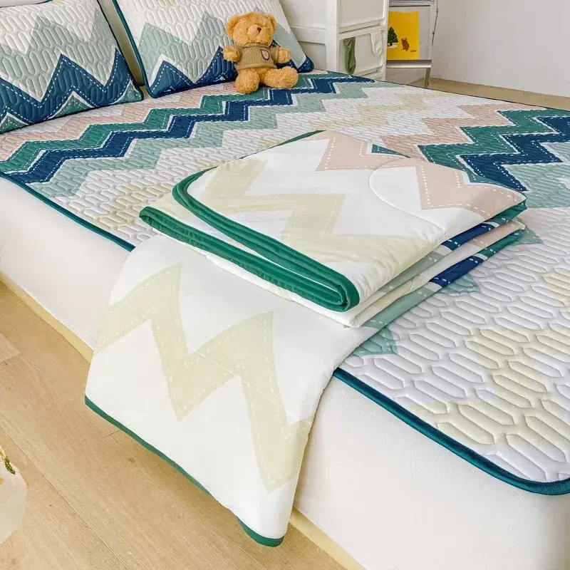 New Cool Feeling Summer Blanket Set with Latex Bed Mat Air Condition Comforter Bedding Sets Lightweight Breathable Cooling Quilt