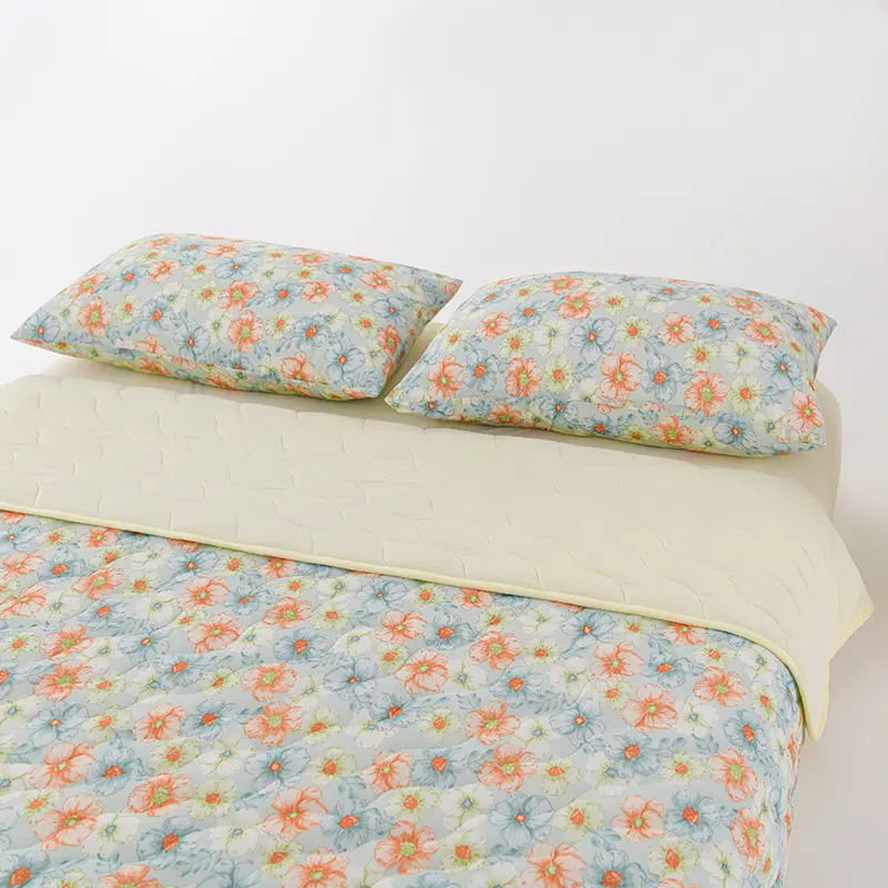 New Printed Cool Feeling Spring Summer Quilt Soft Comfortable Quilted Quilts Single Double Blanket for Bed Comforter Thin Duvet